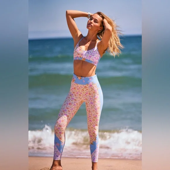 LoveShackFancy x Bandier Mixed Print Floral Leggings - Picture 4 of 16